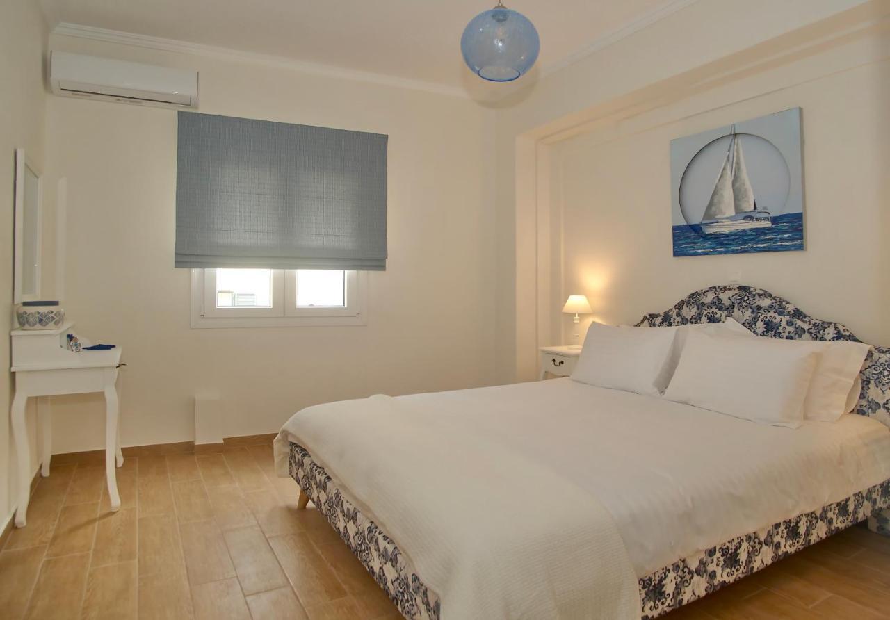 The Bluehouse - Spacious Top Floor Flat With Parking, By Mon Repos Beach Corfu (city) Exterior foto
